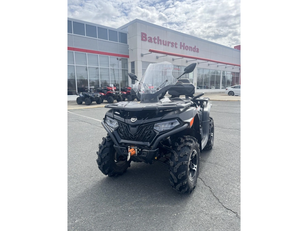 2023 Cfmoto C-force 600 Touring alt
