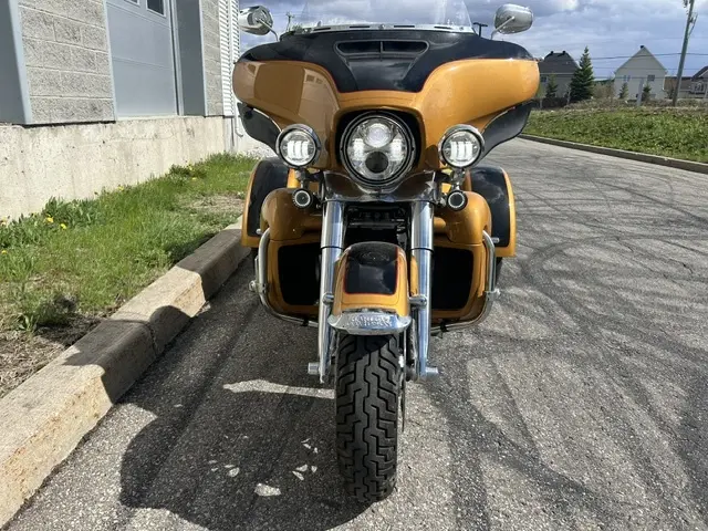 Harley-Davidson FLHTCUTG Tri Glide UltraFLHTCUTG 2023
