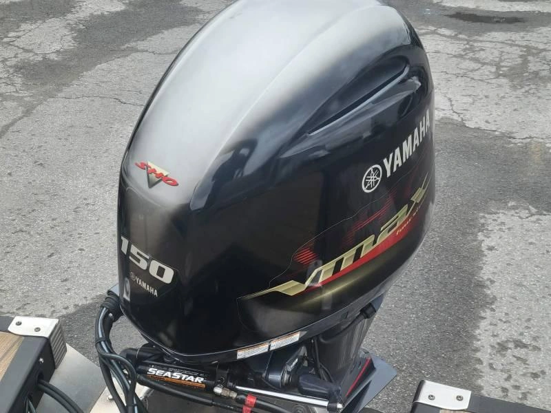 2019 Bennington Marine R 23 Fastback 3 Tubes / Vf150 alt