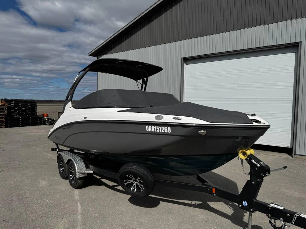 2022 Yamaha 212se alt