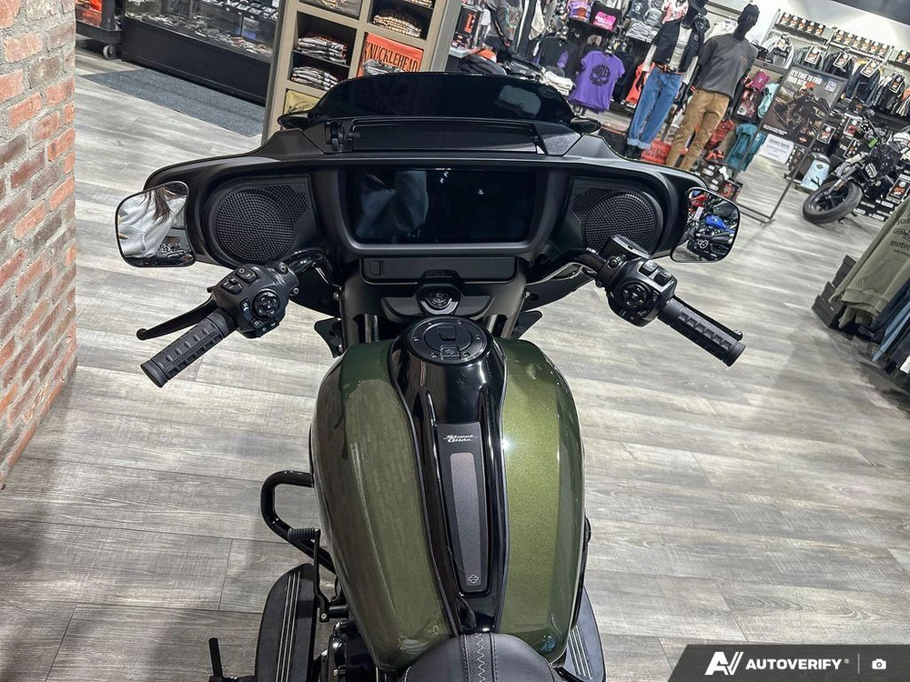 2026 Harley-davidson Street Glide alt