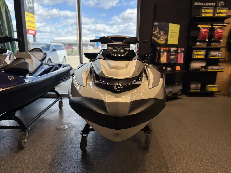 2025 Sea-Doo GTX LIMITED 325 thumbnail 2