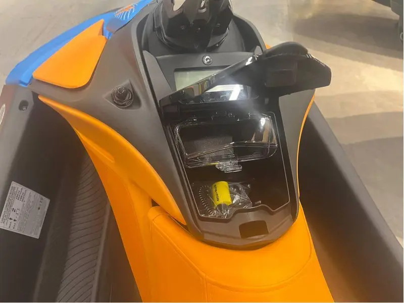 2026 Sea-Doo Spark Trixx 1up thumbnail 6