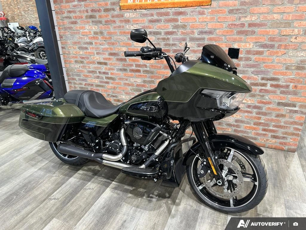 2026 Harley-davidson Road Glide alt