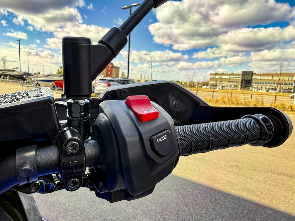 2026 Yamaha Tenere 700 alt