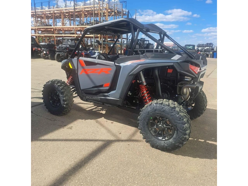 2026 Polaris Rzr Xp 1000 Ultimate alt