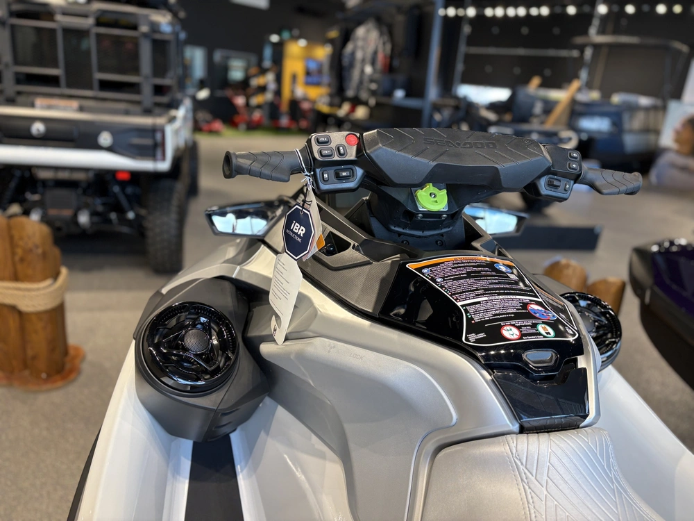 2025 Sea-doo Gtx Limited 325 alt