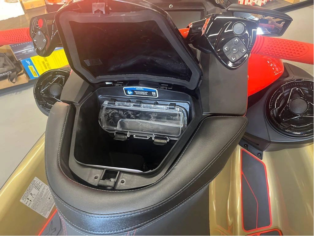 2025 Sea-doo Rxp X 325 With Audio alt