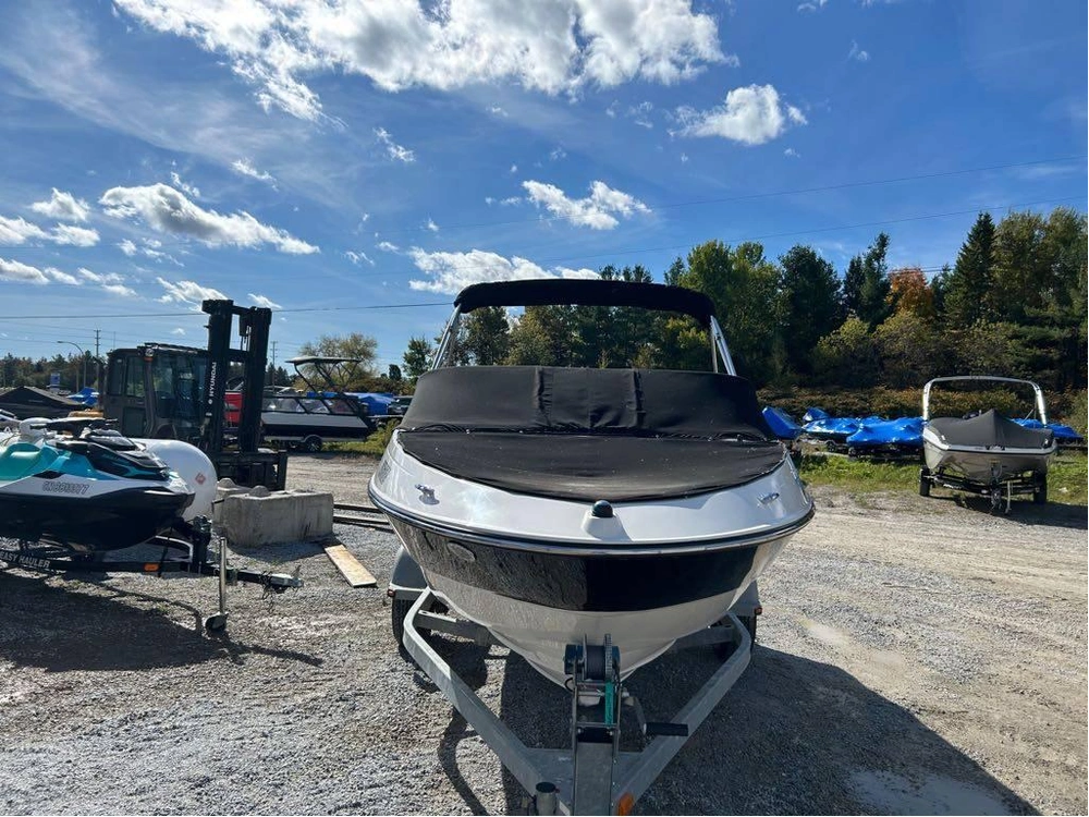 2014 Bayliner 185 Bowrider alt