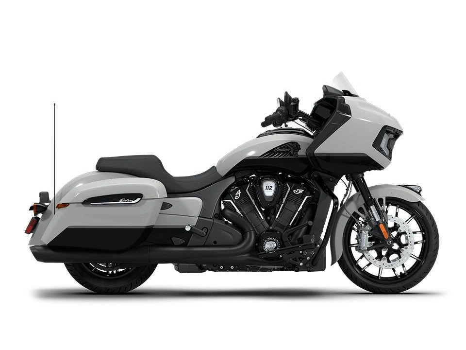 Indian Motorcycle Challenger Dark Horse + 112 Package 2026 alt