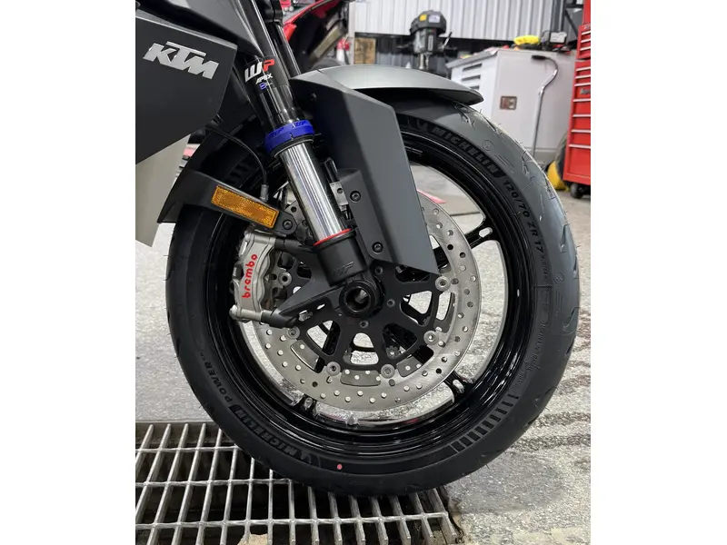 2026 KTM 1390 R EVO thumbnail 9