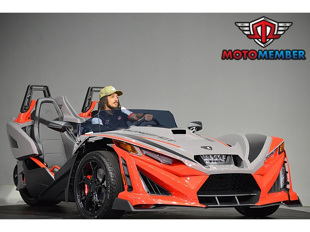 2026 Slingshot R Manual alt