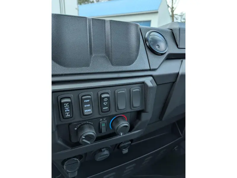 Polaris RANGER XP 1000 CAB - AVALANCHE GRAY 🎯 UTV Cabine 1000cc Travail 4 Saisons Chauffé Prix Abordable Defender Ranger Qualité 🟢 2027