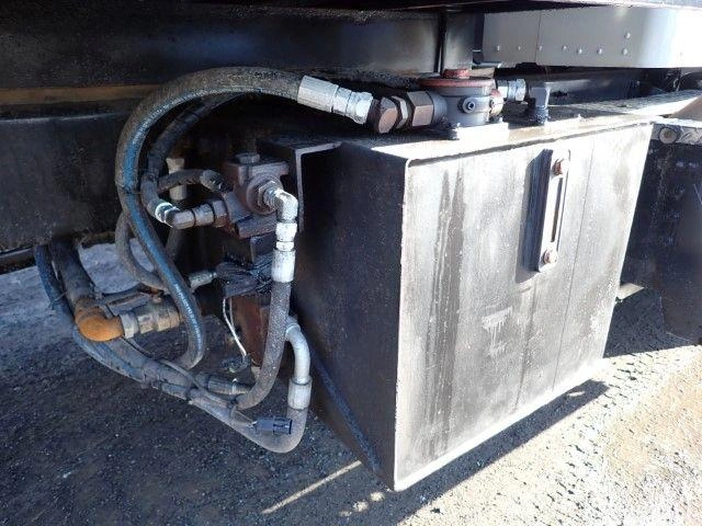 2010 Kenworth T370