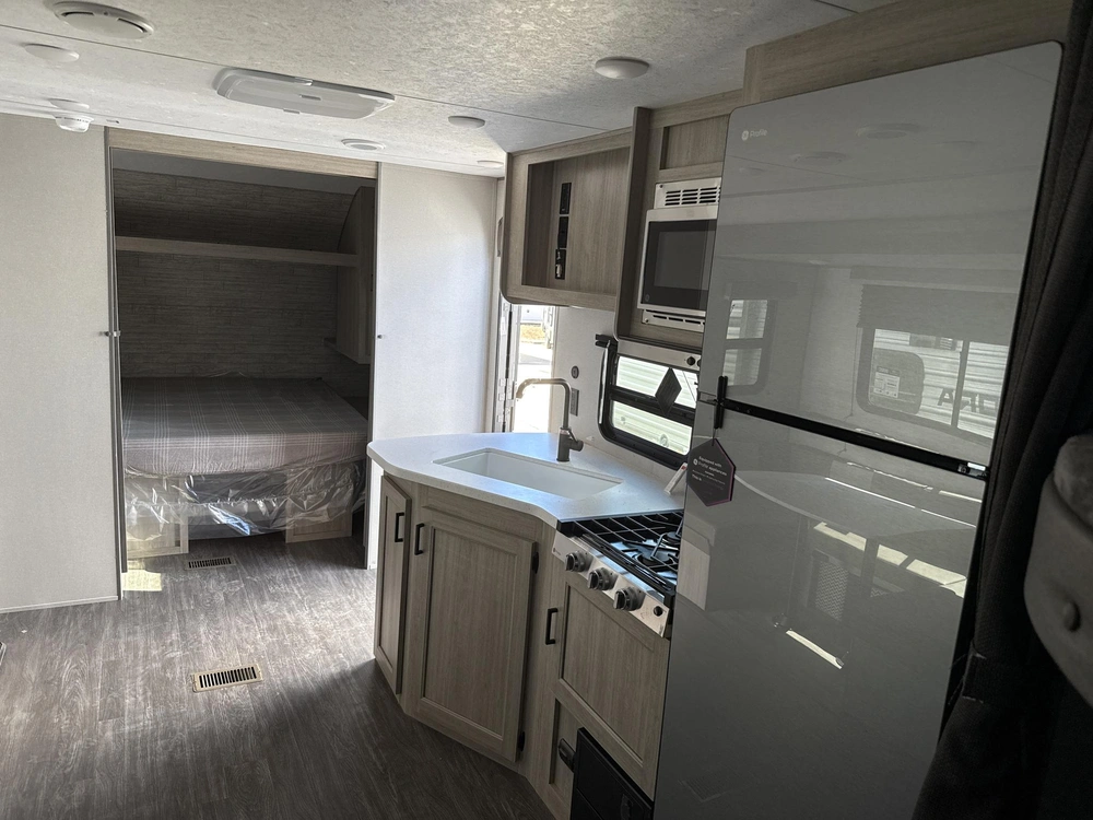 2026 Forest River Aurora 23bhs alt