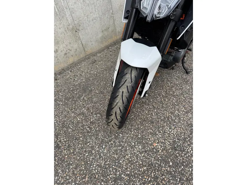 KTM DUKE 390 2018