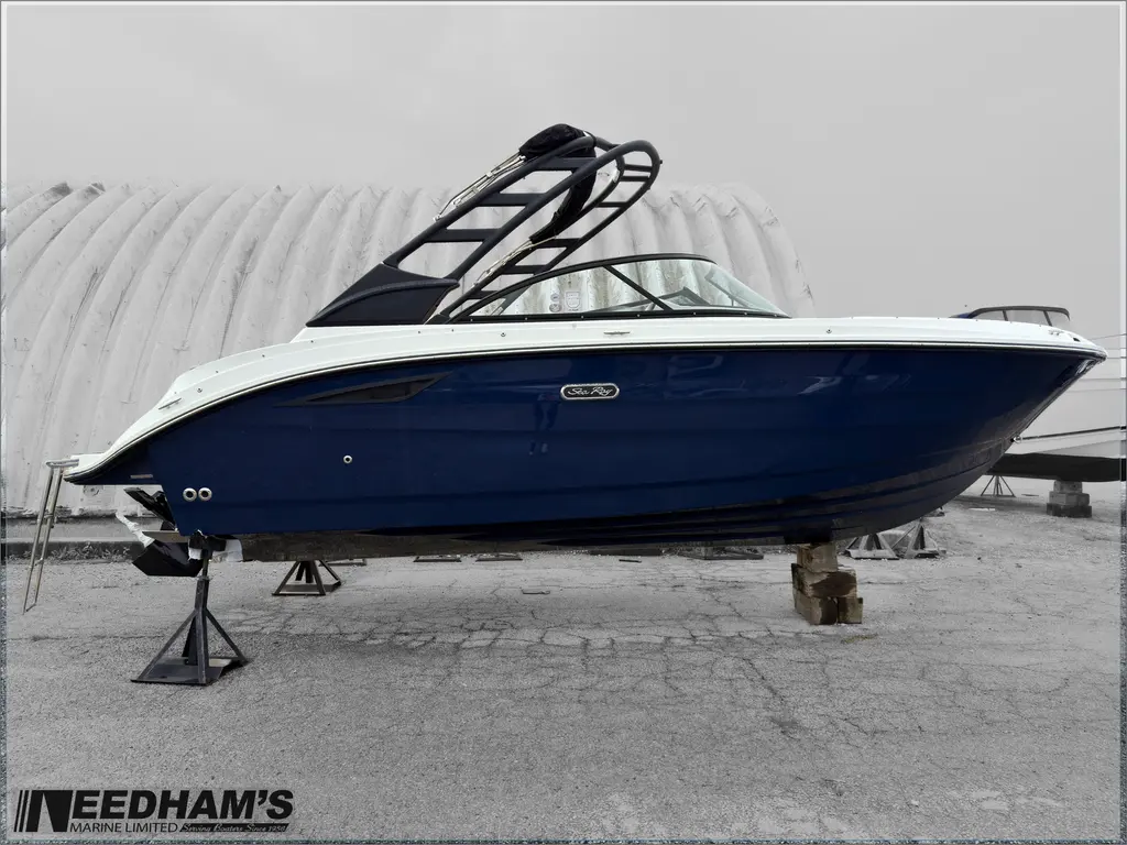 2026 Sea Ray SDX230 