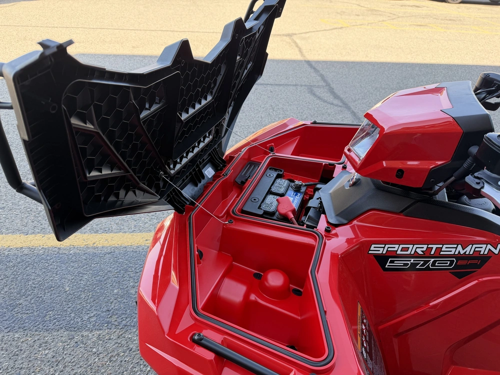 2026 Polaris Sportsman Touring 570 alt