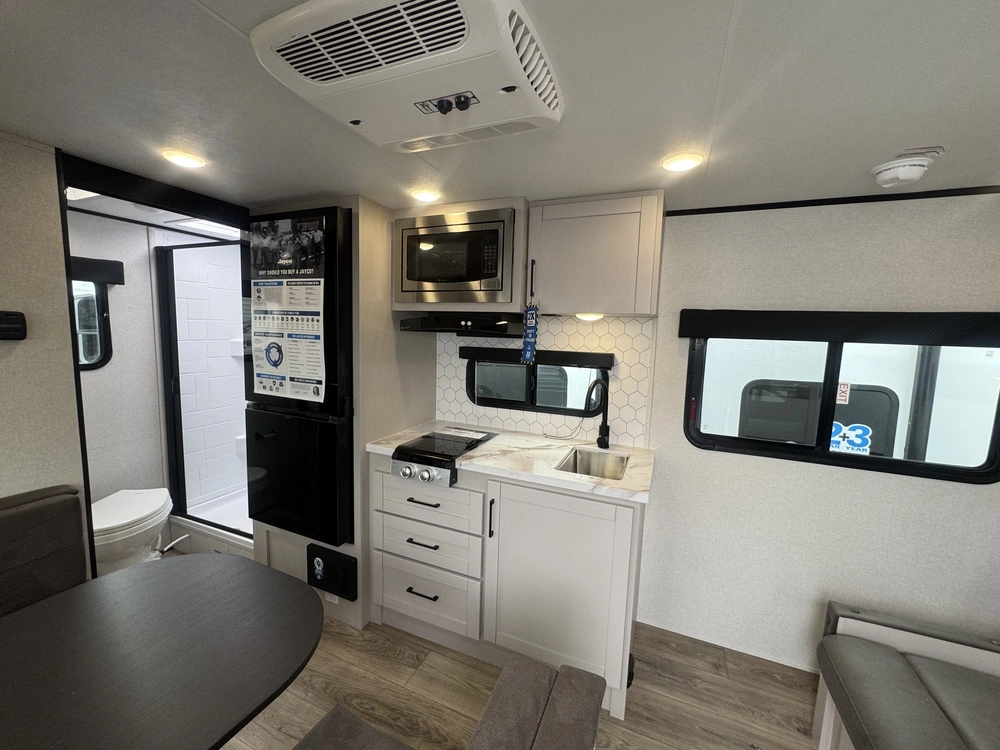 Jayco Jay Feather Air 15mrb 2026 alt