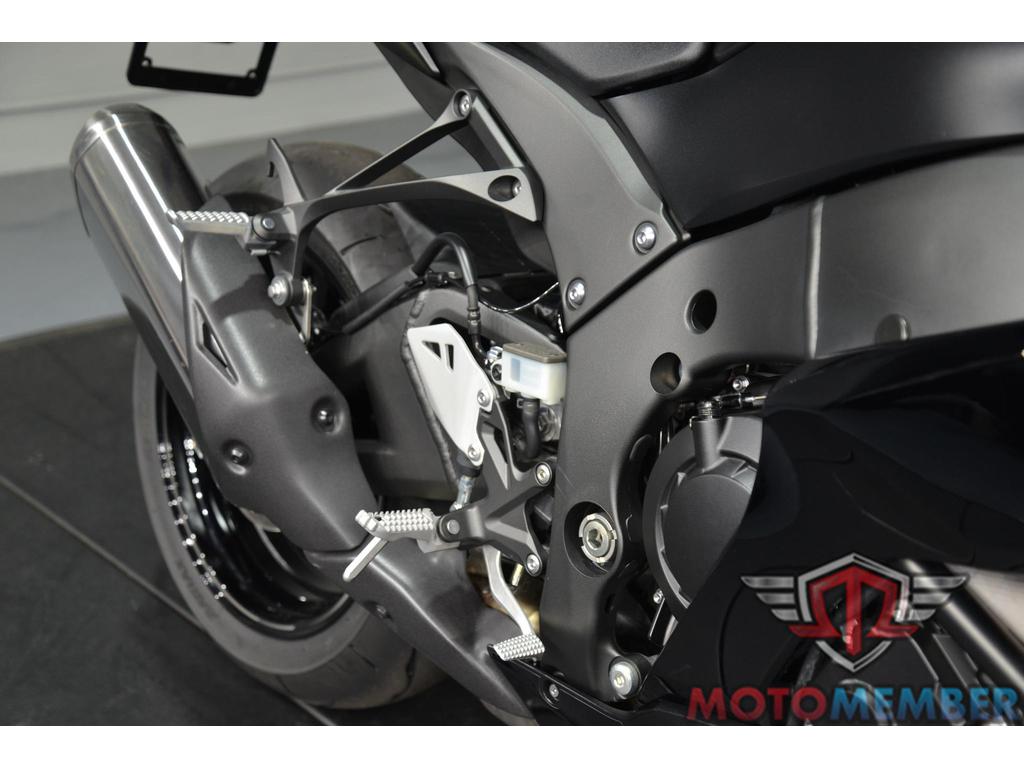 2025 Kawasaki Ninja ZX-10R Base for Sale