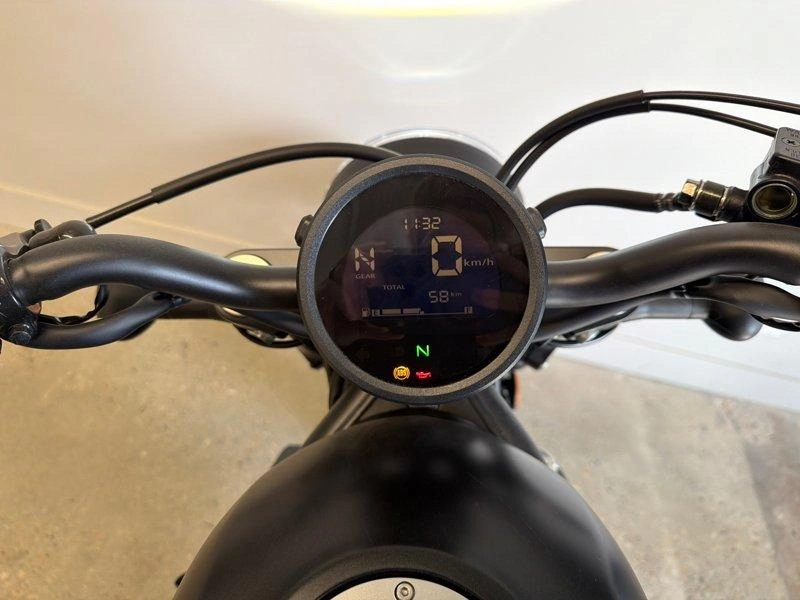 2025 Honda Rebel 500 alt