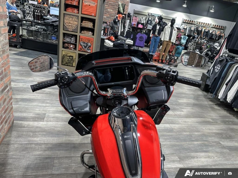 2026 Harley-davidson Road Glide alt