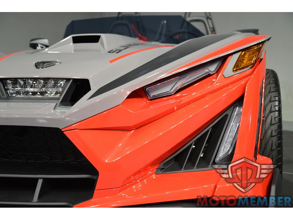 2026 Slingshot R Manual alt