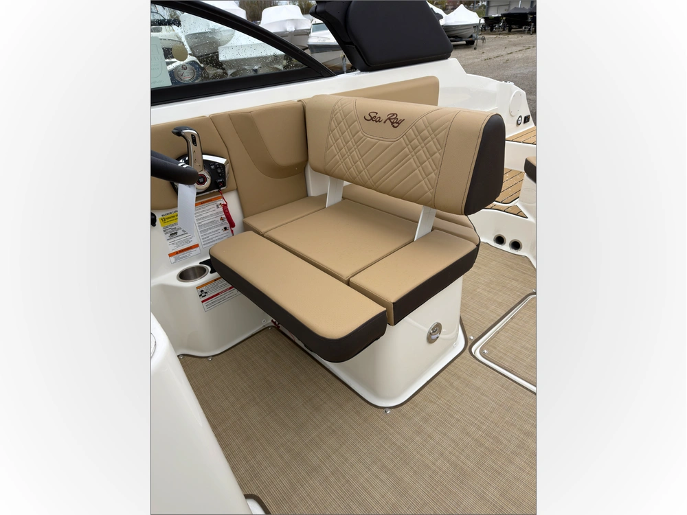 2026 Sea Ray Sdx 230 alt