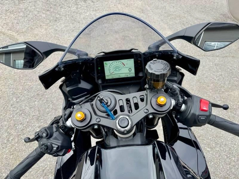 Yamaha Yzf-r7 2026 alt