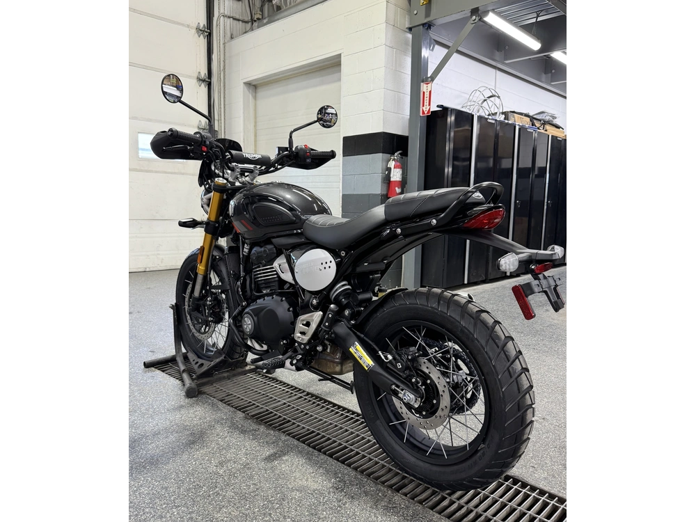 2026 Triumph Scrambler 400 Xc Gri alt