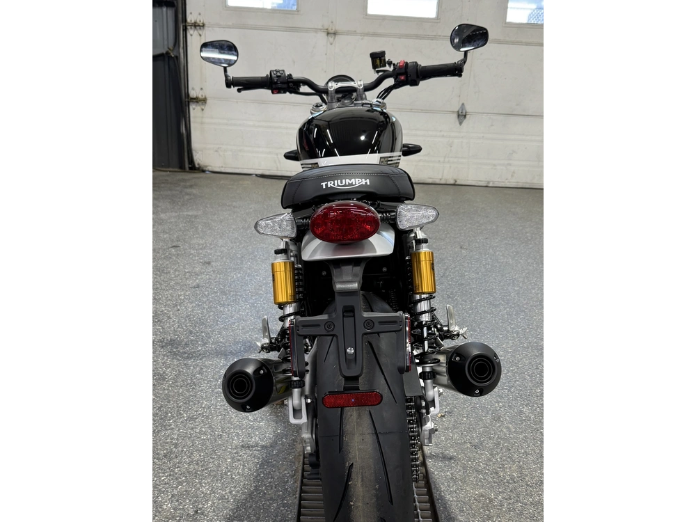Triumph Speed Twin 1200 Rs 2026 alt