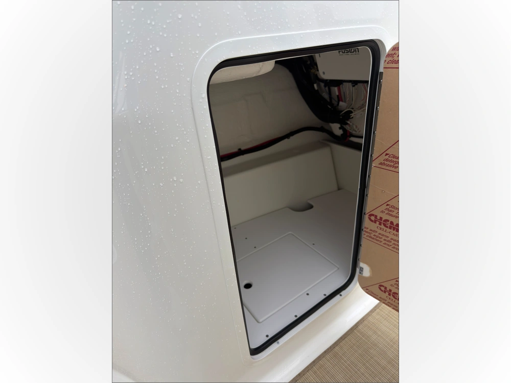 2026 Sea Ray Sdx 230 alt