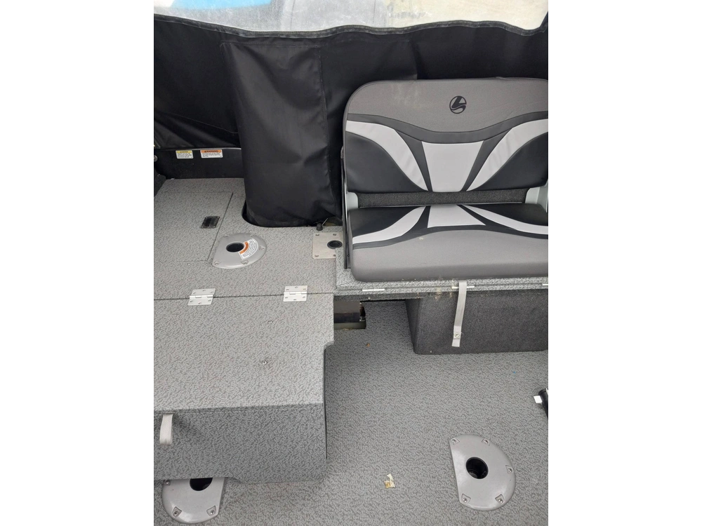 2023 Legend 18 Xte Sport With Mercury 90 Elpt 4-stroke And Glide-on Trailer alt