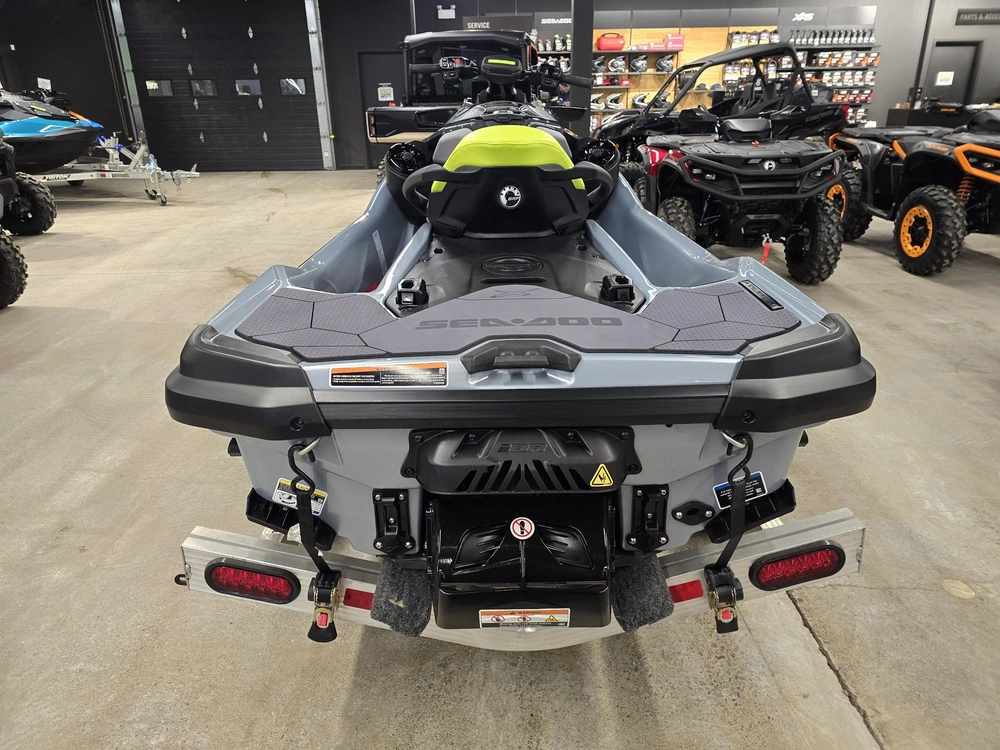 2026 Brp Rxt-x 325 alt
