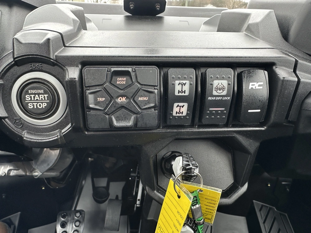 2025 Can-am Commander Xt 1000r alt