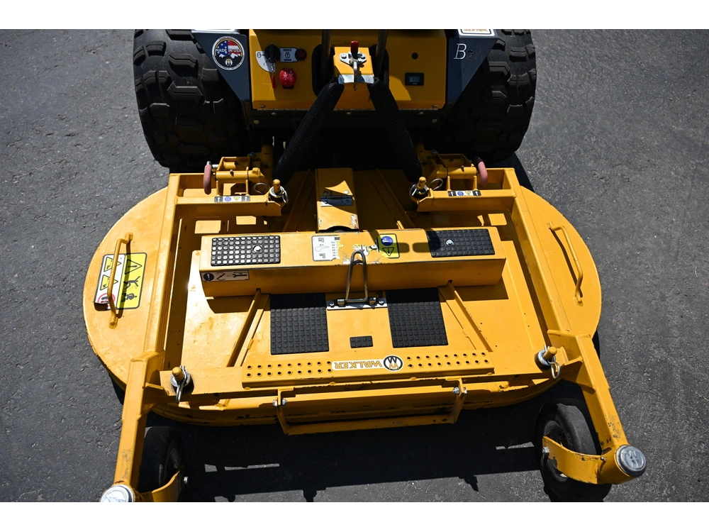 2021 Walker Model B 27i alt