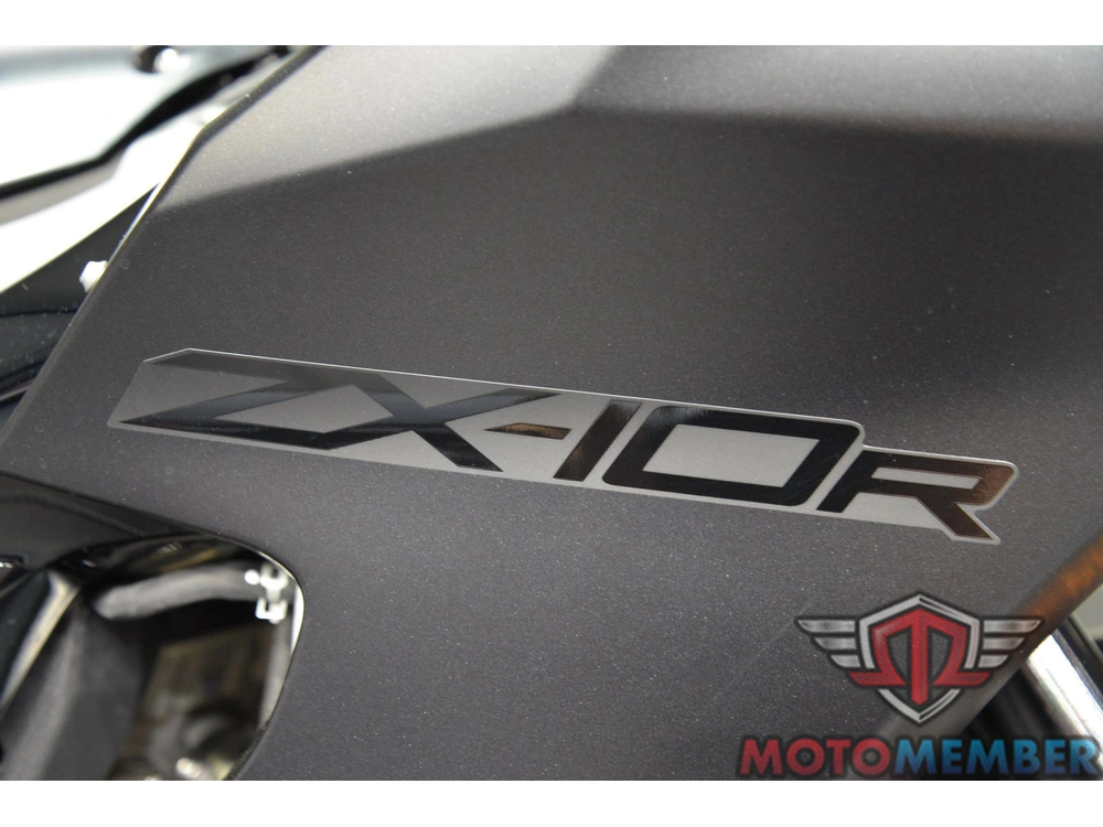 2025 Kawasaki Ninja® Zx™-10r alt