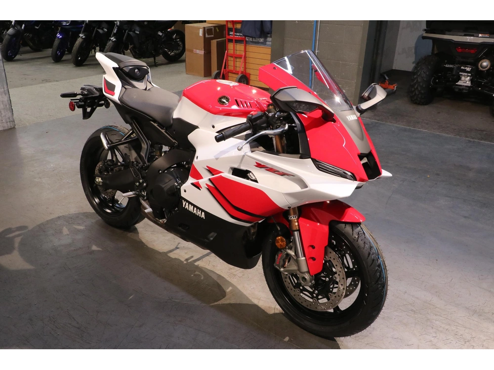 Yamaha Yzf-r9 70e Anniversaire 2026 alt