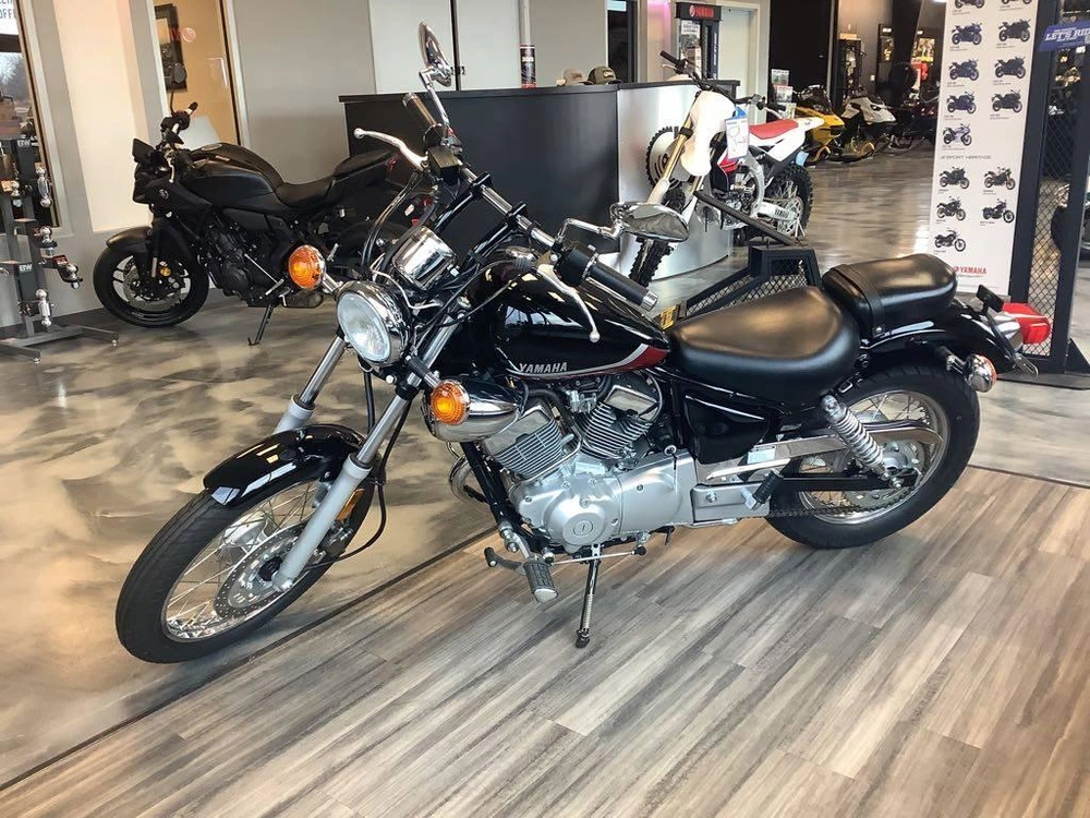 2025 Yamaha V Star 250 alt