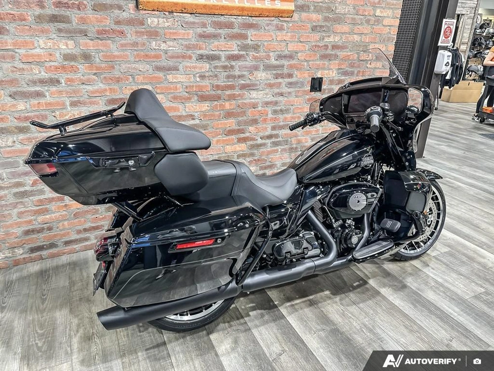 2026 Harley-davidson Street Glide Limited alt
