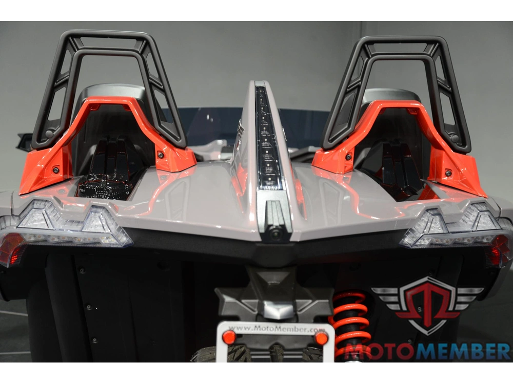 2026 Slingshot R Manual alt