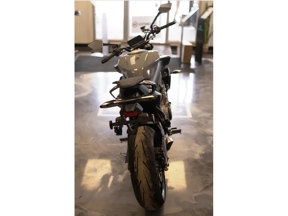 Cfmoto 675 Nk 2026 alt
