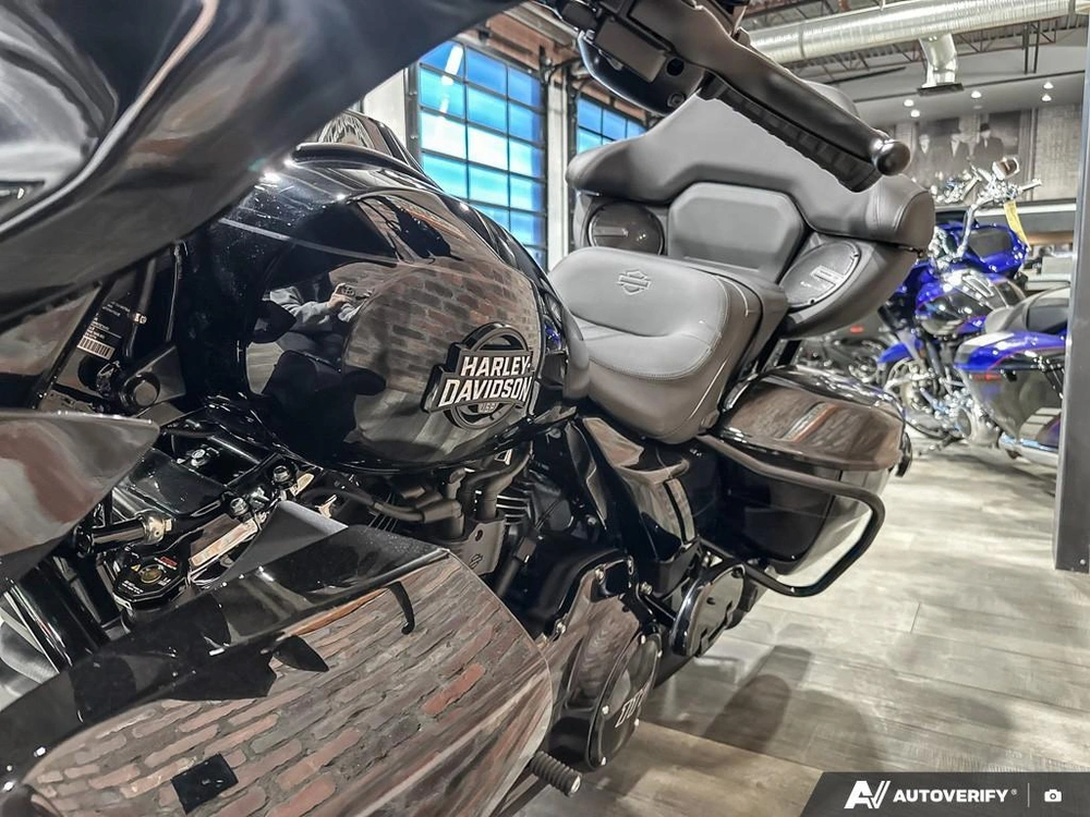 2026 Harley-davidson Street Glide Limited alt
