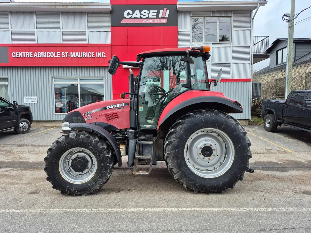 Case IH Farmall 115U 2017