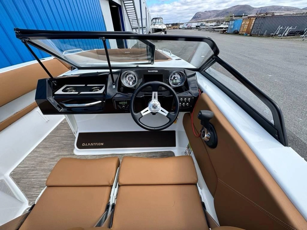 Glastron 245 Gtd 6.2l/b3 Mercruiser 2021 alt
