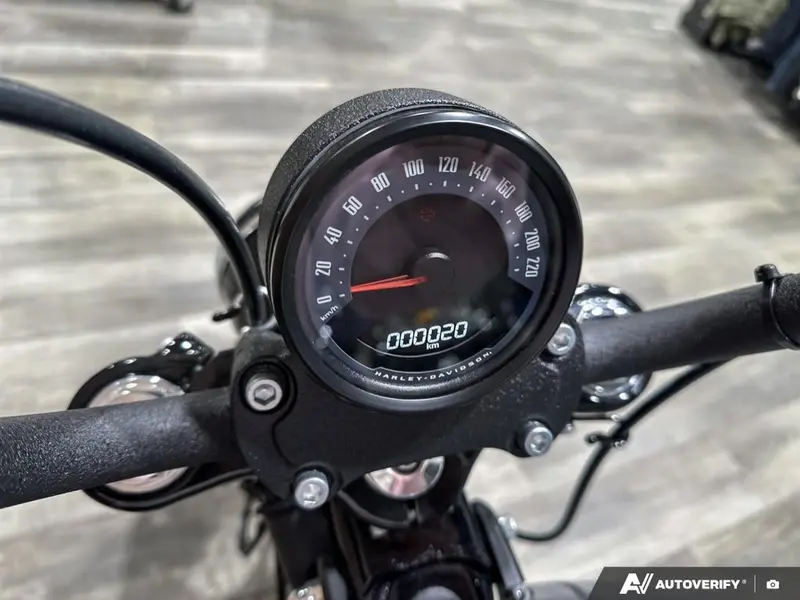 2025 Harley-Davidson FXBB - Street Bob® thumbnail 14