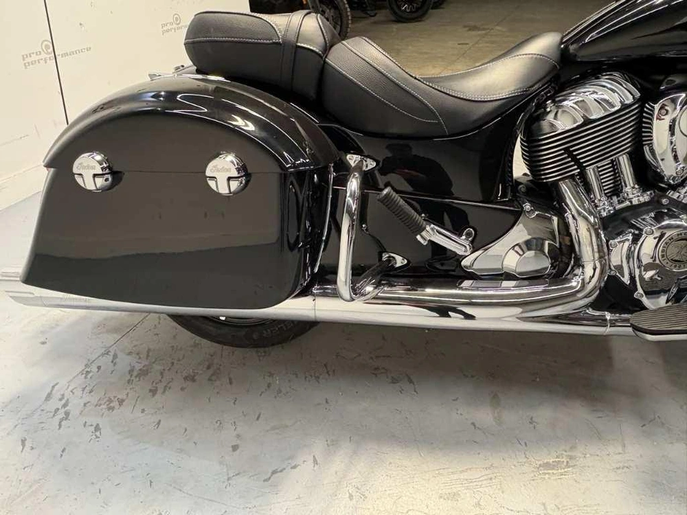 Indian Motorcycle Chieftain 2018 alt