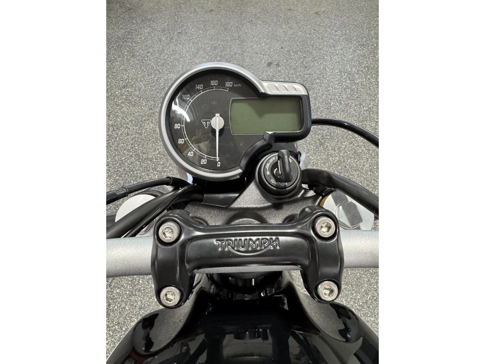 Triumph Speed 400 2026 alt