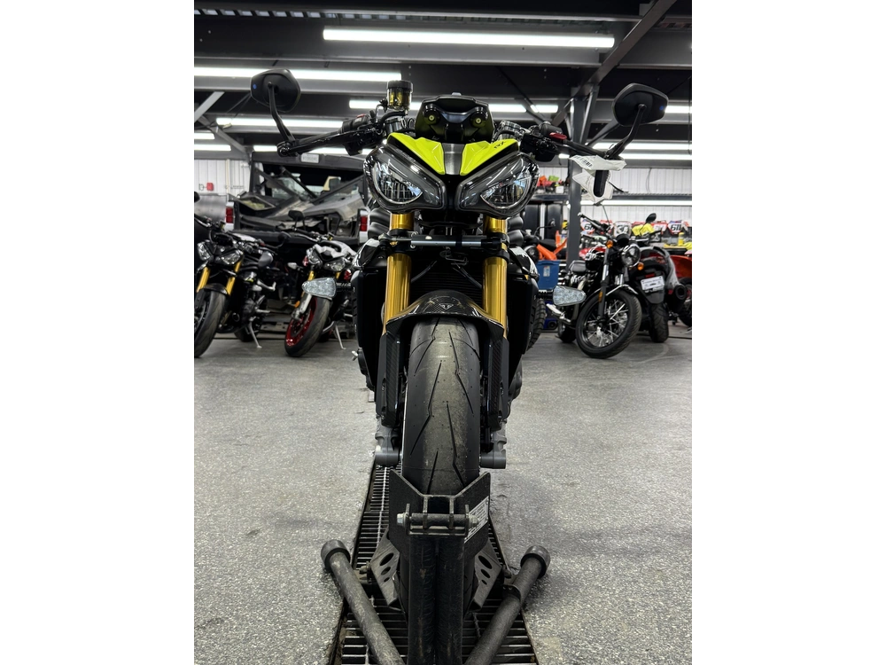2026 Triumph Speed Triple 1200 Rx alt