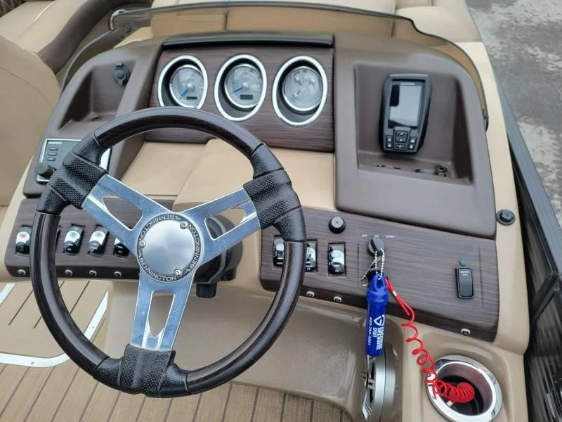 2019 Bennington Marine R 23 Fastback 3 Tubes / Vf150 alt